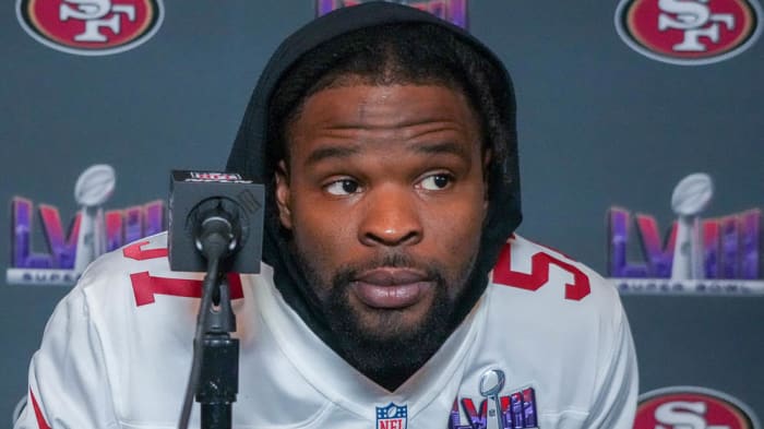 Former Razorback Dre Greenlaw at Super Bowl press conference this week
